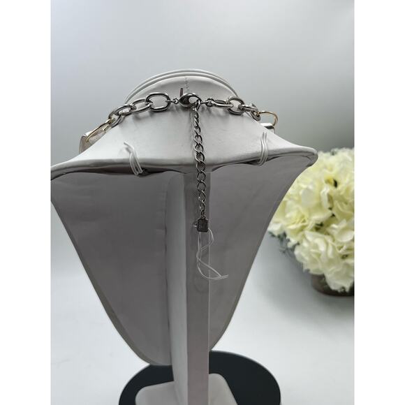 Robert Lee Morris Soho Designer Statement Necklace Hammered Silver Oval Links - Picture 11 of 16